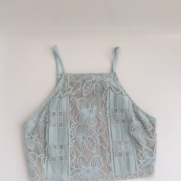 Lulu’s mint lace crop top - Picture 2 of 6